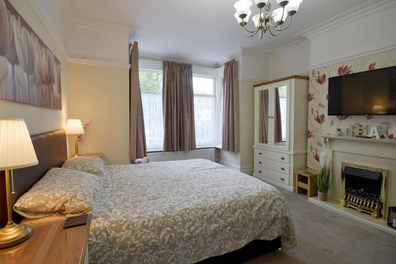 Spacious Modern Ground Floor Apartment, For Up To 6 Guests Scarborough Exterior foto