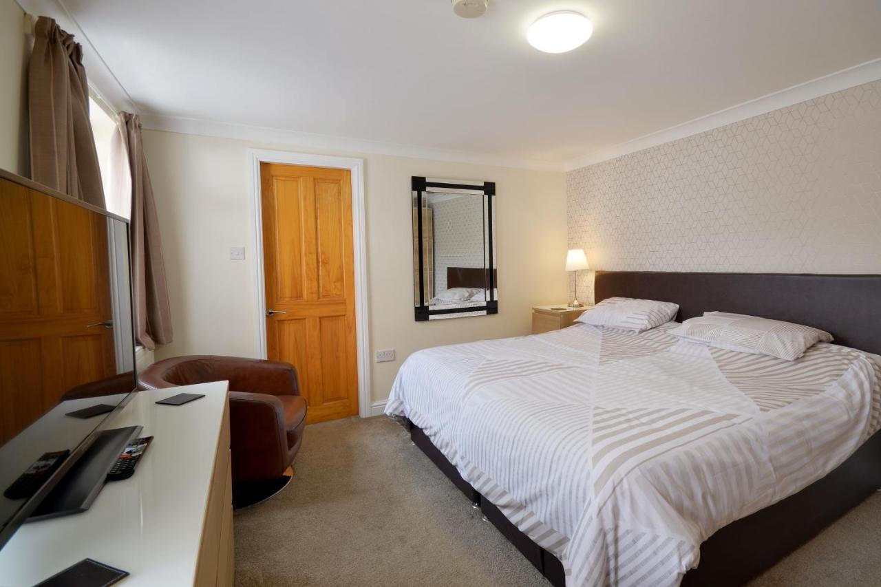 Spacious Modern Ground Floor Apartment, For Up To 6 Guests Scarborough Exterior foto